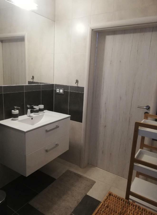 Senza Apartman บราติสลาวา ภายนอก รูปภาพ